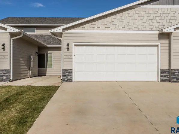 8163 E Tencate Pl, Sioux Falls, SD 57110