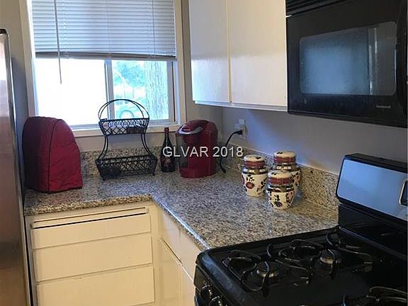 3rd image of 4048 Broadriver Dr