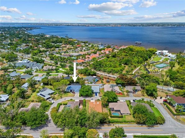 11670 Pine Hammock Cir, Fort Myers, FL 33919