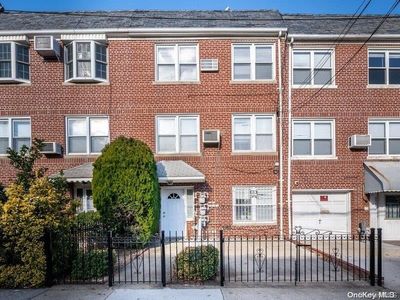 22-32 47th Street, Long Island City, NY, 11105