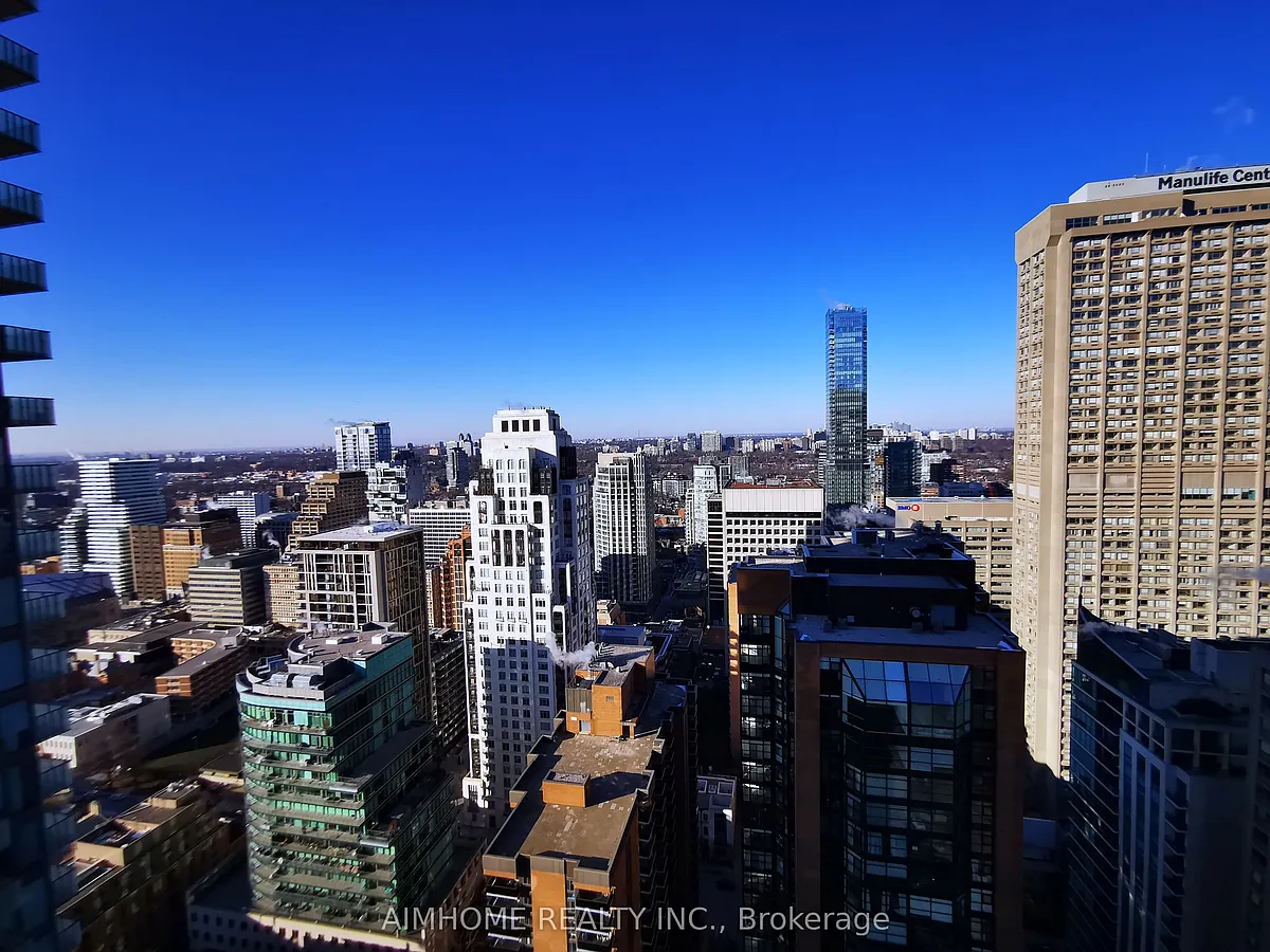 Building Photo - 1080 Bay St #3608