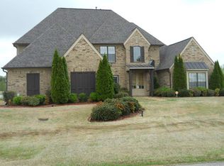 14249 Cantwell Dr, Olive Branch, MS 38654
