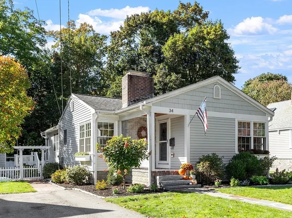 34 Pasho St, Andover, MA 01810