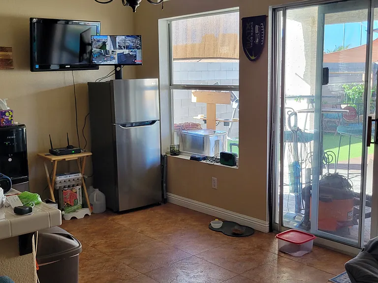 Reliance Ave — Photo 8