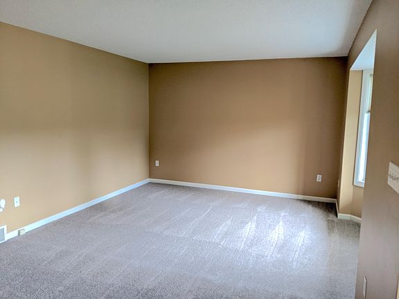 4th image of 4714 Brompton Dr