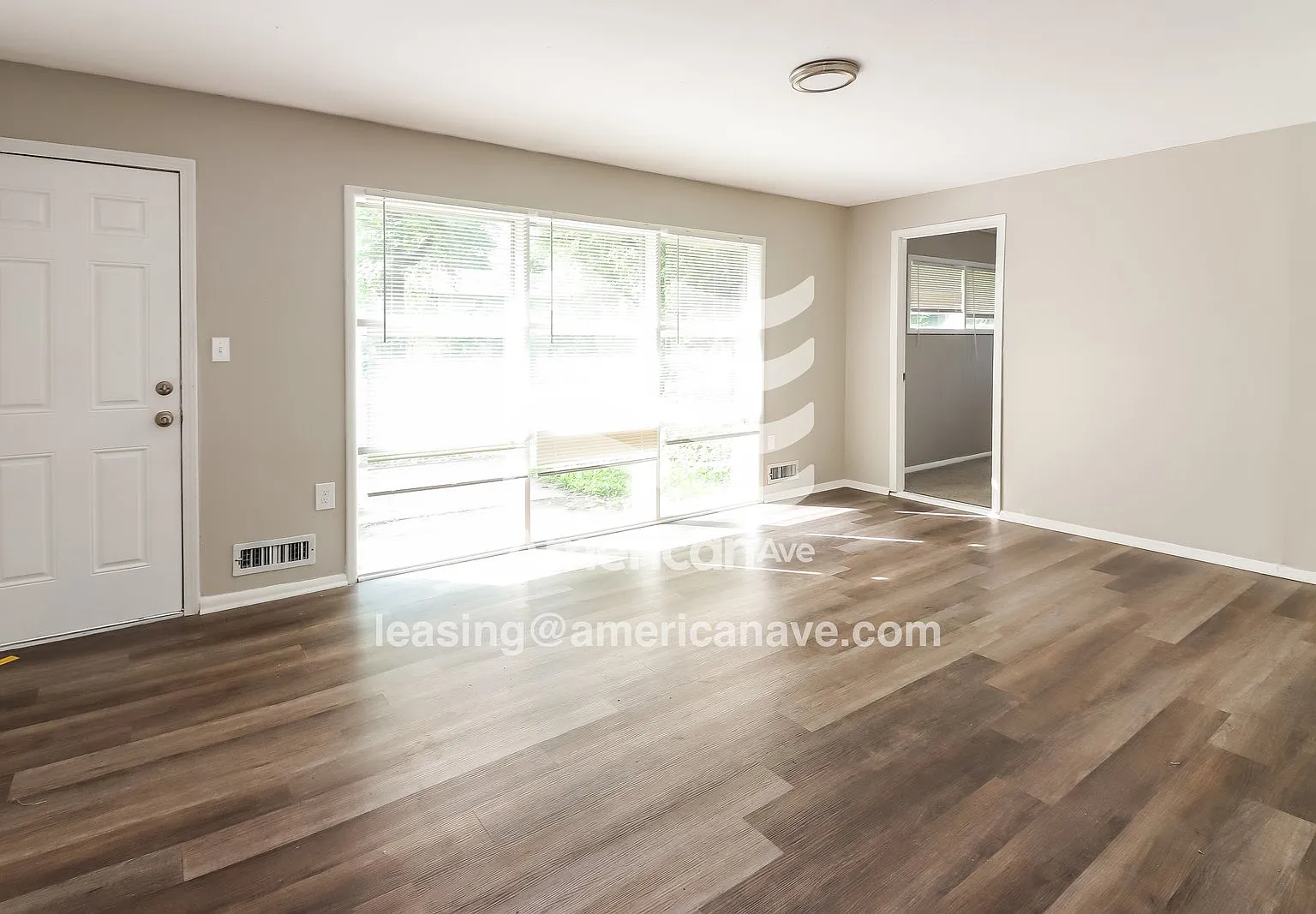4 bed, 2.0 bath, 1153 sqft, $1,595 — Photo 2