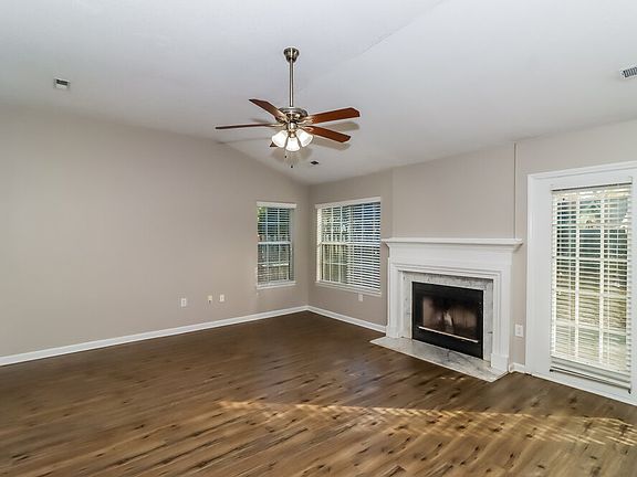 5th image of 5524 Hedgecrest Pl