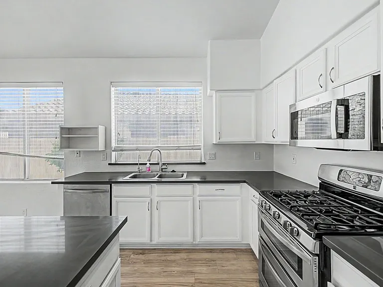 7251 E Lakeview Ave — Photo 14