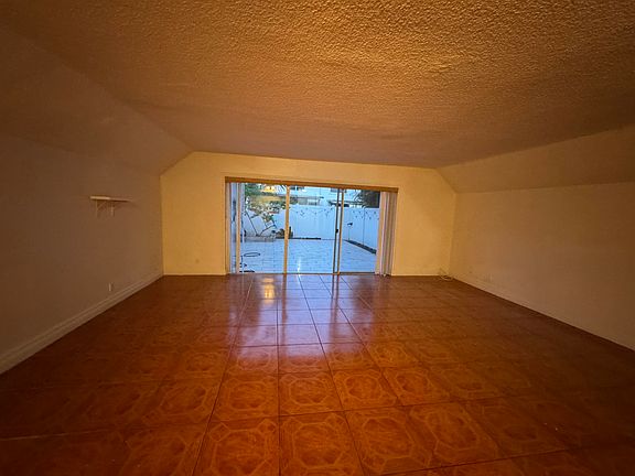4th image of 3904 SW 67th Way