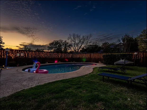 6 bed, 2.5 bath, 2294 sqft, $7,000 — Photo 4