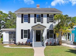 1960 McKinley St, Clearwater, FL 33765
