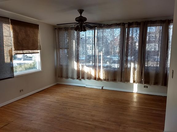 2nd image of 5133 N Kilbourn Ave