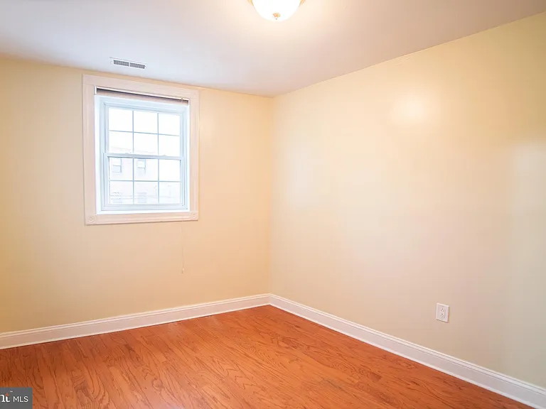 1124 E Passyunk Ave #4 — Photo 3