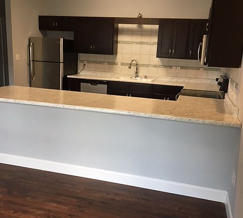 5th image of 106 Jefferson Ct #2