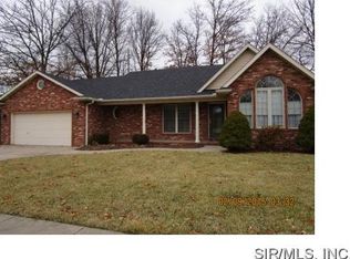 27 Chelsea Rd, Collinsville, IL 62234
