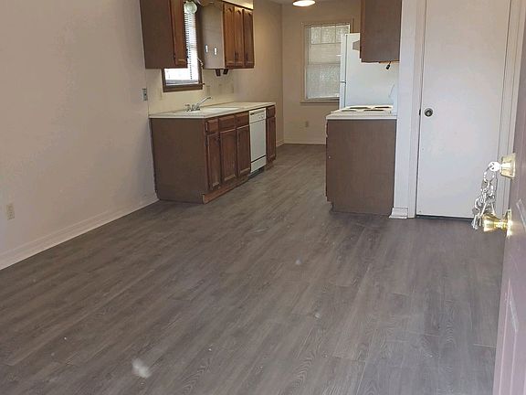 3rd image of 1504 W California Ave APT 1