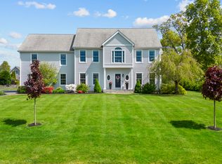 5 Abbie Rd, Branford, CT 06405