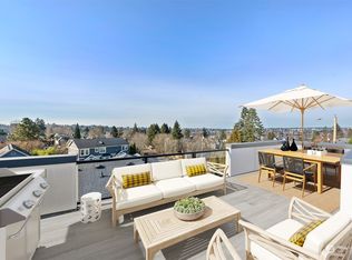 2207 N 59th St, Seattle, WA 98103