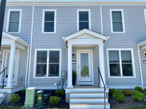 5115 Barter St, Saint Charles, MO 63301