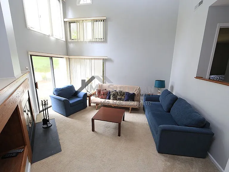 4320 Beechnut Ln — Photo 2