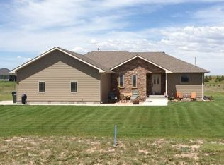 5014 Quail Hollow Dr, Sidney, NE 69162