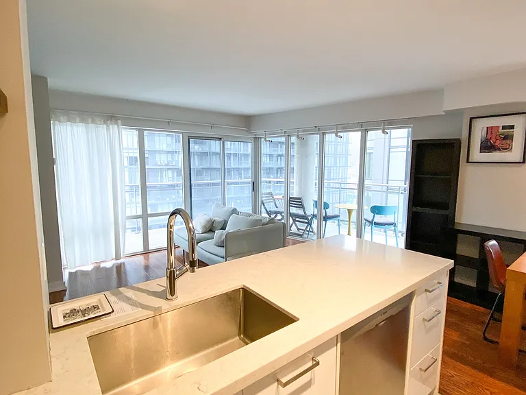 255 Richmond St E #1504 — Photo 6