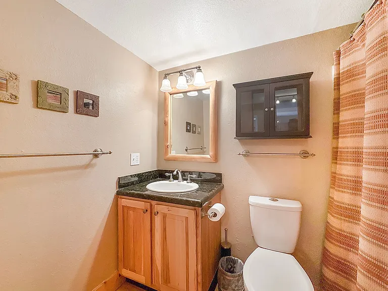550 S French St #103 — Photo 8