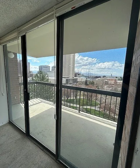 123 E 2nd Ave — Photo 5