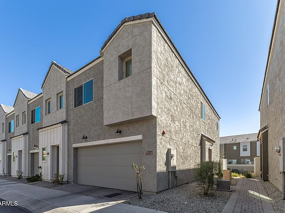 2nd image of 2257 W ECHO Lane