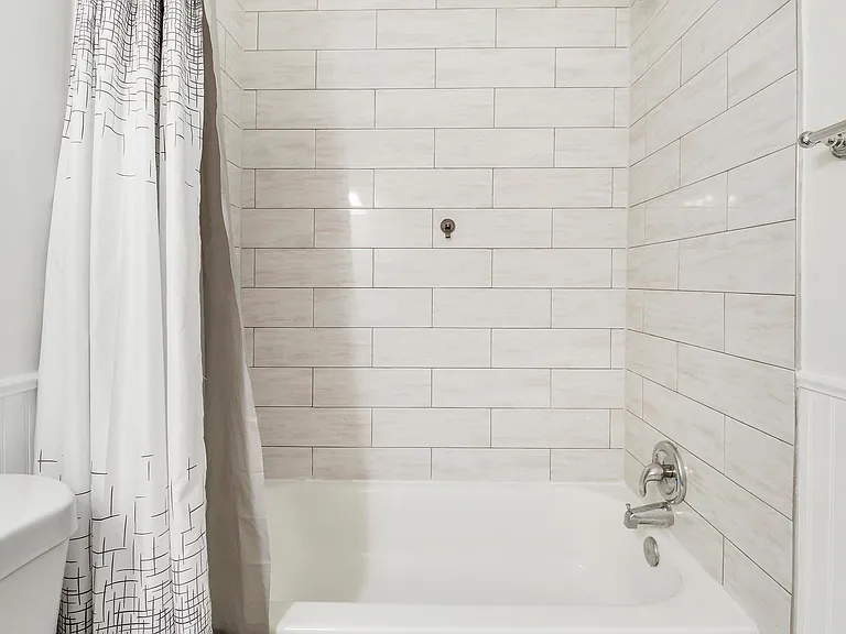 6392 Chasewood Dr #F — Photo 22