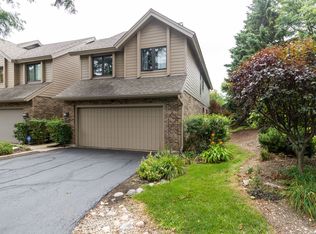 7906 Garfield Ave, Burr Ridge, IL 60527