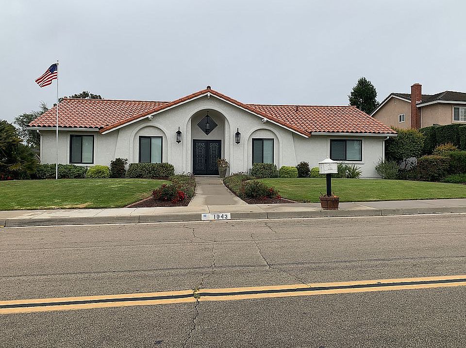 1st image of 1043 Foxenwood Dr