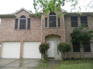 16919 Summerfield Ridge Dr, Sugar Land, TX 77498