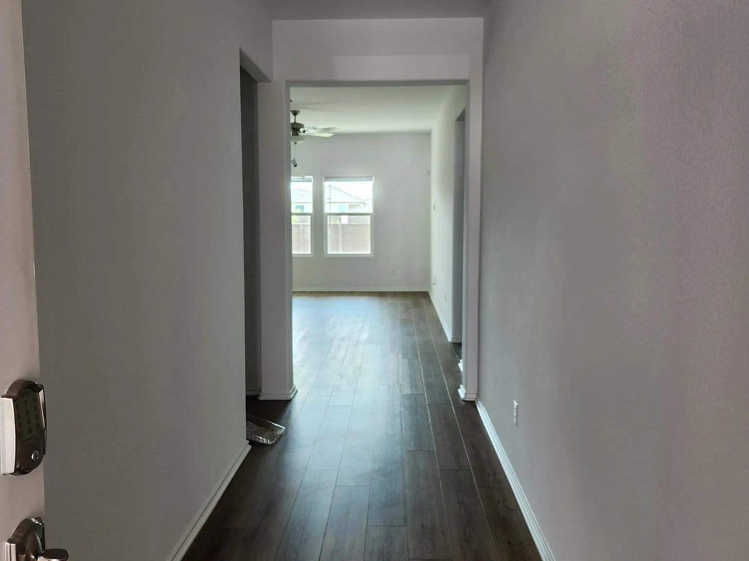 4 bed, 1662 sqft, $2,100 — Photo 3