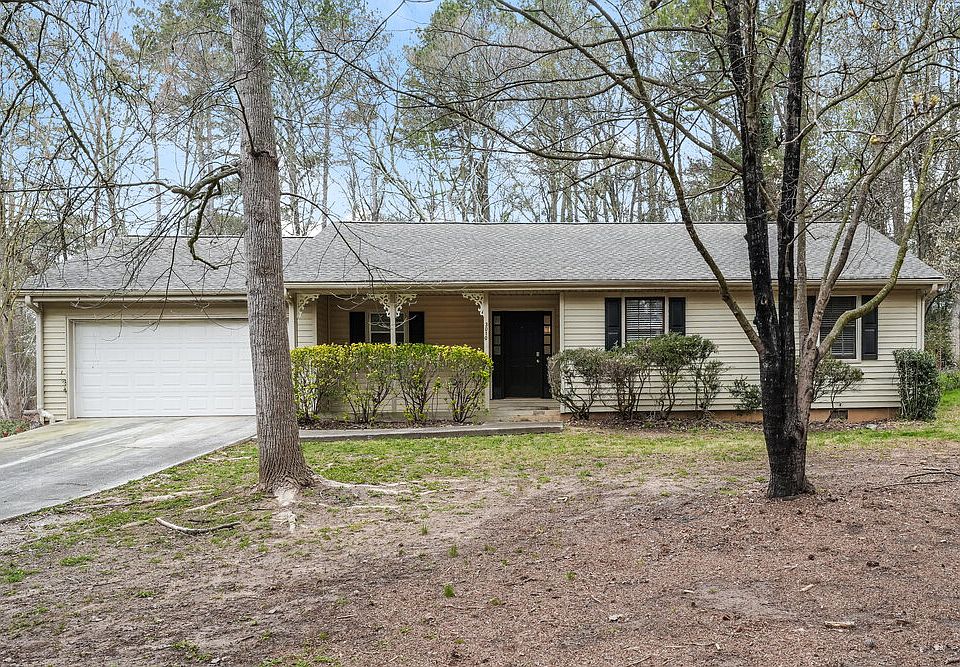 1st image of 3010 Randolph Ct NE