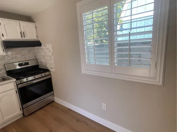 9702 Redfern Ave, Inglewood, CA 90301