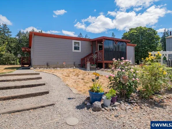 39331 Highway 99 E, Jefferson, OR 97352