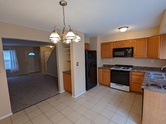 5th image of 8009 E 88th St