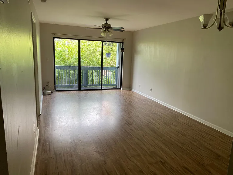 3314 Northside Dr #11 — Photo 7