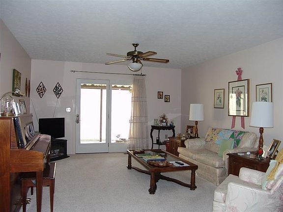 5th image of 1158 Cymar Dr E
