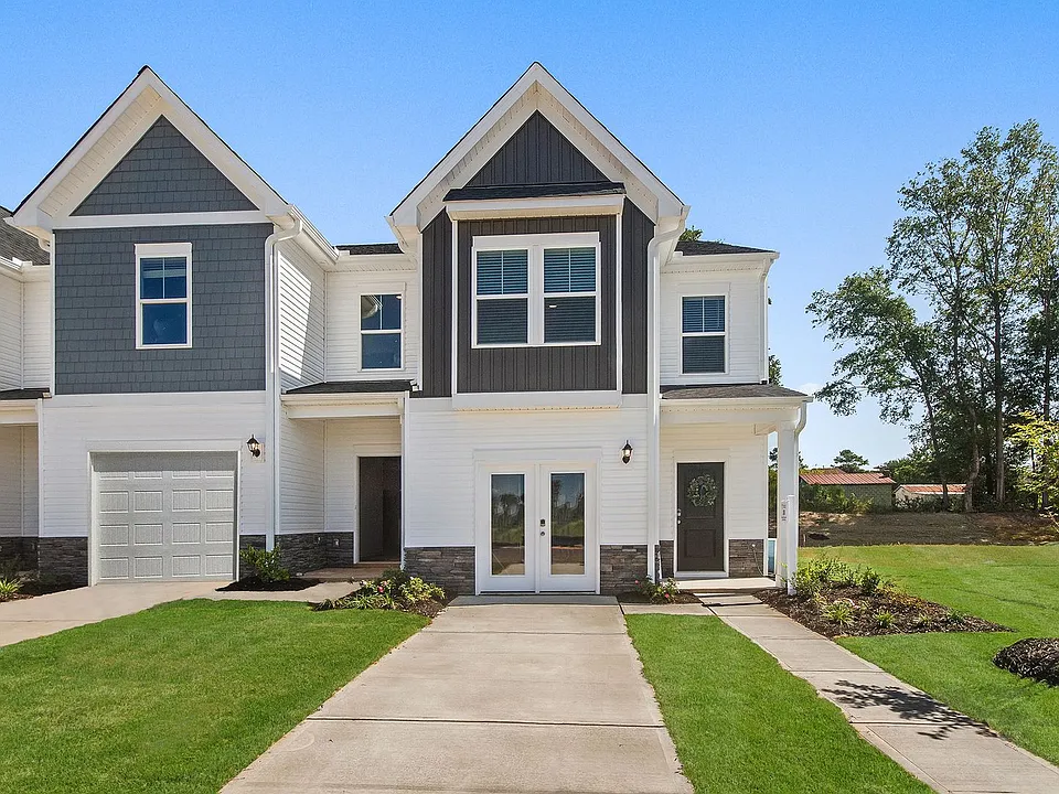 2040 Hillman Way