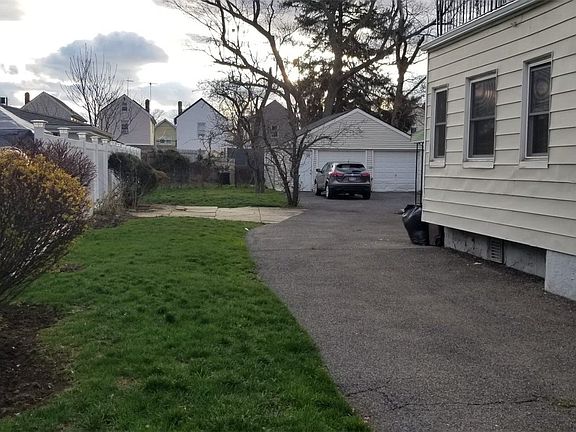 4th image of 102-24 217th St