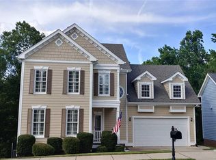 325 Village Loop Dr, Apex, NC 27502