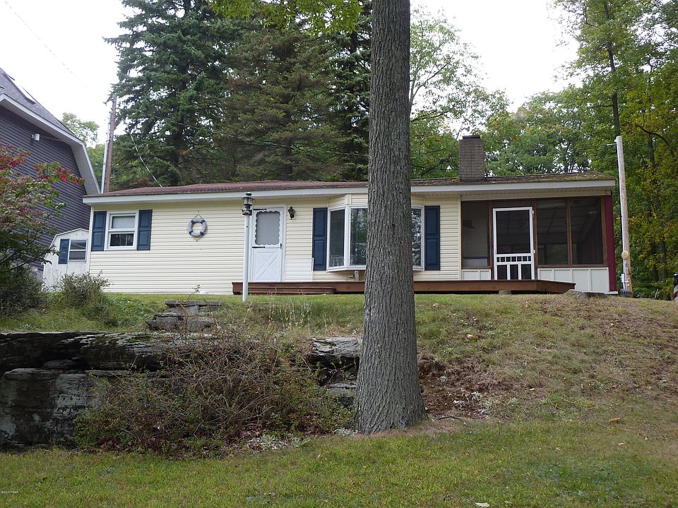 1st image of 107 Lakeview St