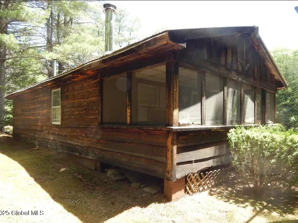 501 Harrington Road, Johnsburg, NY 12886