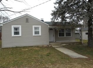 312 N Hendricks St, Greenfield, IN 46140