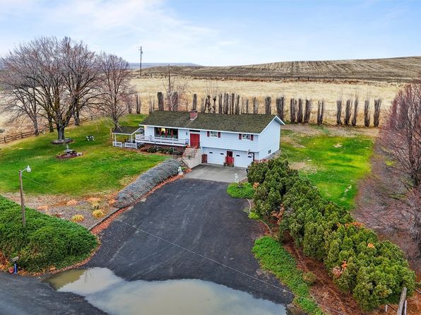 697 Conrad Road, Touchet, WA 99360