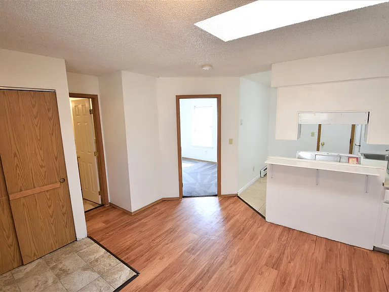 1125 Grandview Ave #8 — Photo 5