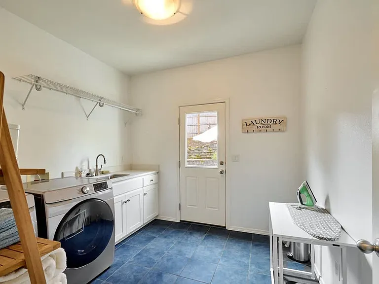 Laundry Room Cabinet