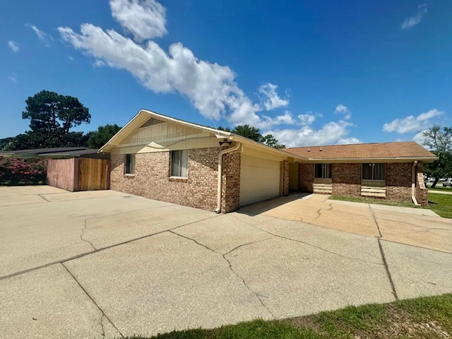 135 Perdido Circle Niceville, FL 32578 — Photo 3